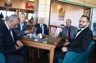 محافظ الكرك والطفيلة